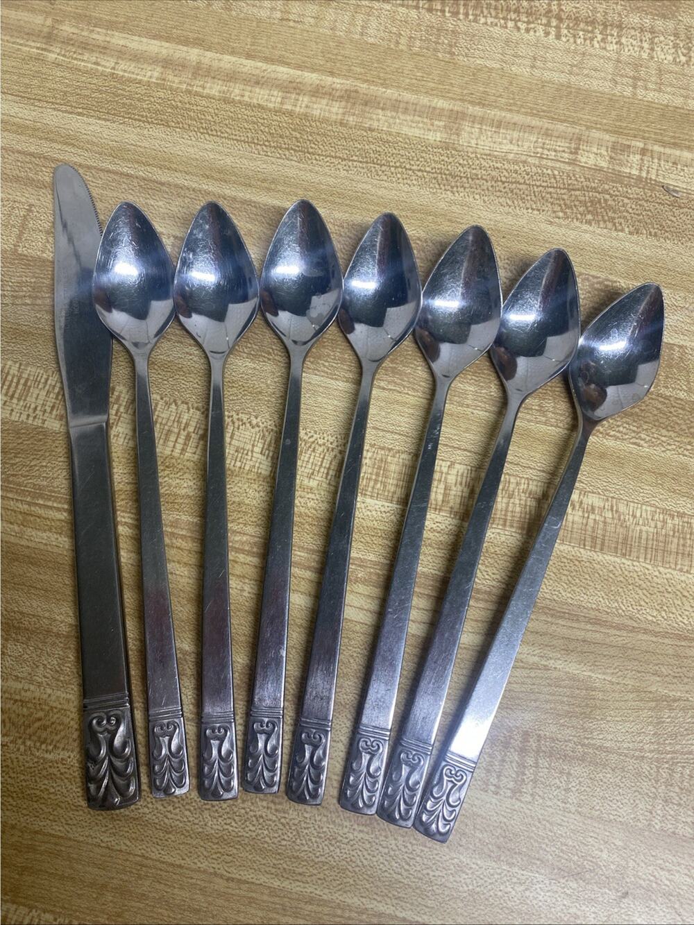 Set Of 8 Flatware Pieces Carlye Cameo Stainless Hong Kong Spoons Knife